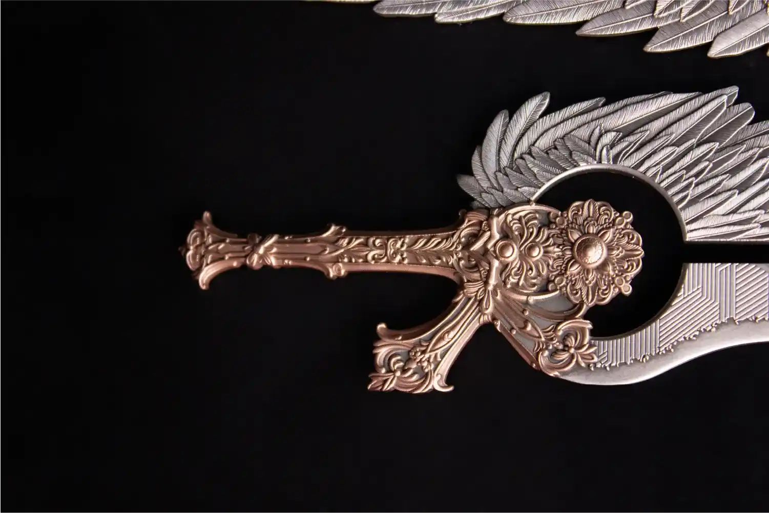 Srebrny Numizmat Sword of St. Uriel 2.5 uncji srebra 2025 Pink Gold Edition