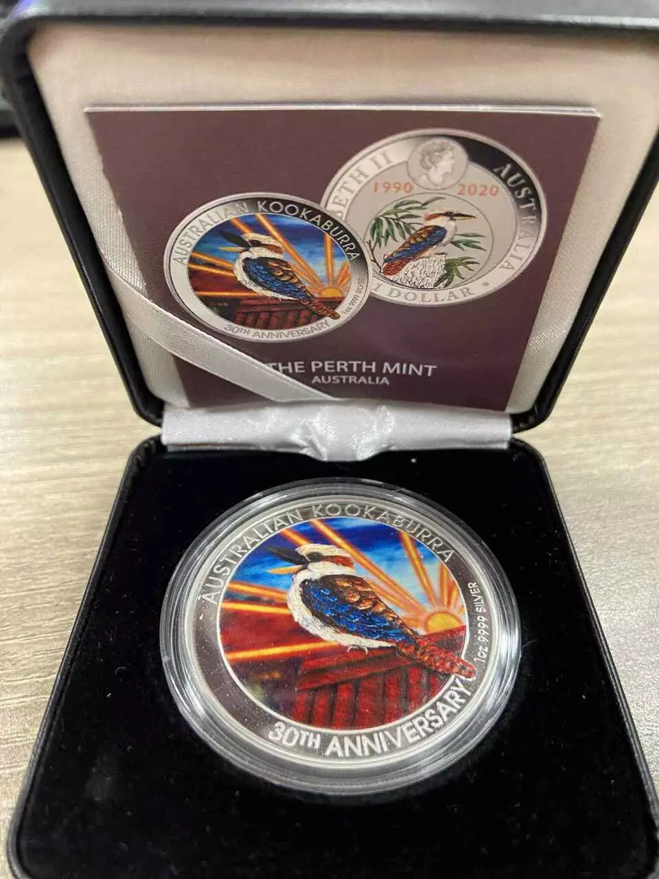 Srebrna moneta Kookaburra 30th Anniversary 1 uncja Srebra 2020 Color - obrazek 2